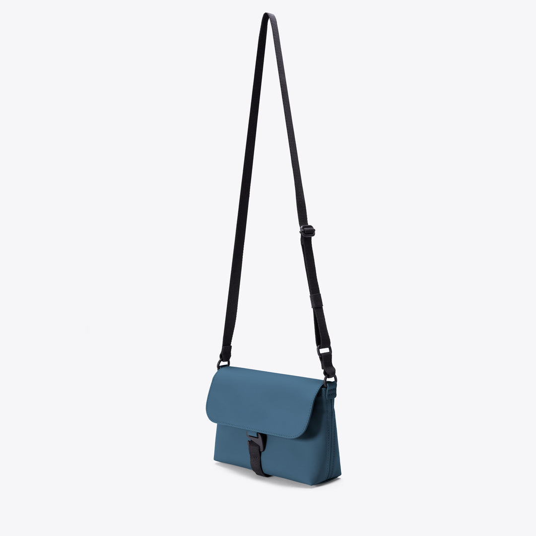 Manufacturer Custom With Logo Fashion Premium Flap Buckle Waterproof Vegan Pu Leather Sling Shoulder Crossbody Bag for Men Women - Image 3