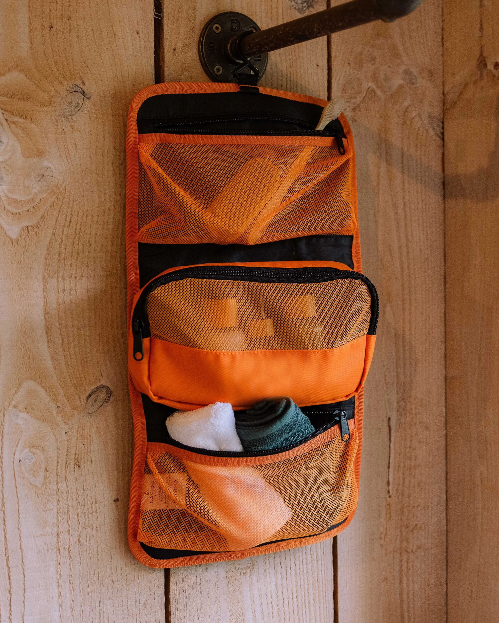 Manufacturers Custom Sustainable Eco Friendly 100% Recycled Polyester Hanging Travel Wash Dopp Kit Toiletry Bags for Men Women - Image 7