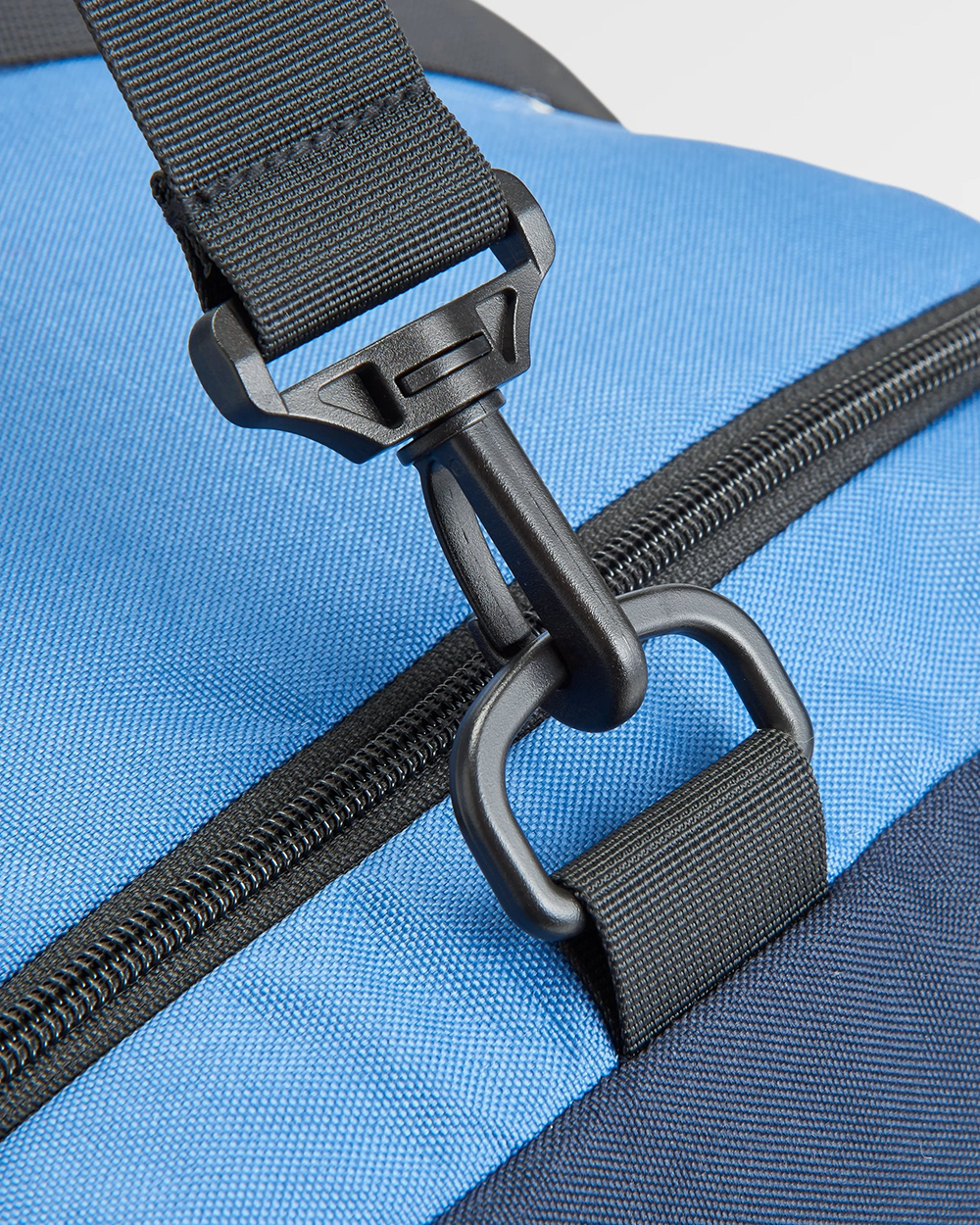 Manufacturers Custom Sustainable Eco Friendly 100% Recycled Polyester Waterproof Casual Sports Travel Duffle Bag for Men Women - Image 8